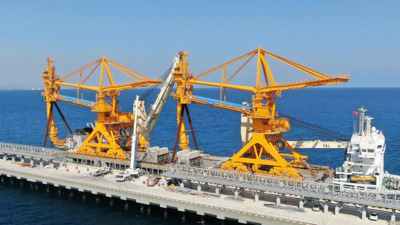 2023年土耳其卸船機頂升、復位搶修項目(圖2)